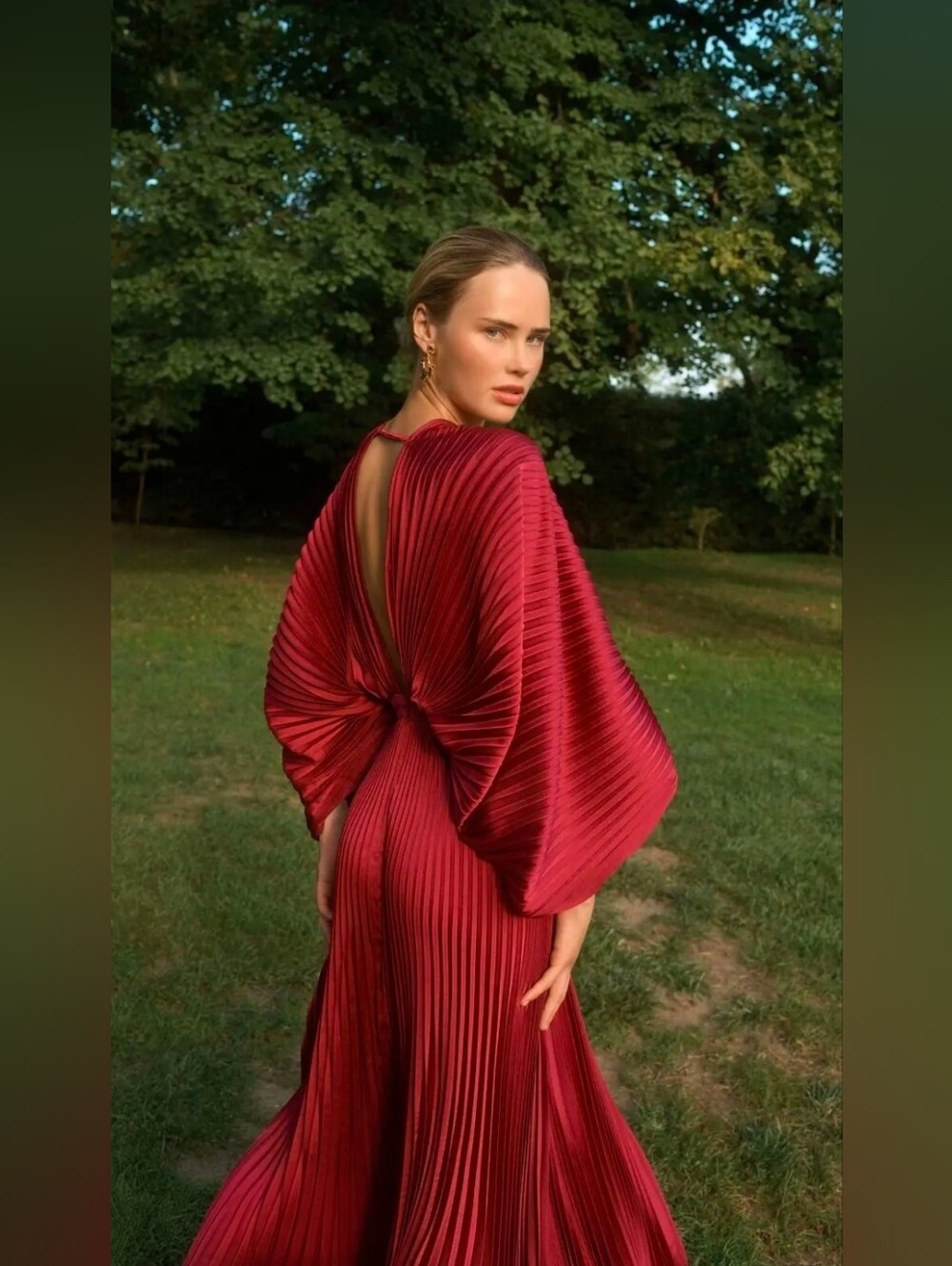 ACLER Red Pleated Wonastow Long Sleeve Draped Open Back Evening Maxi Dress - Picture 5 of 15
